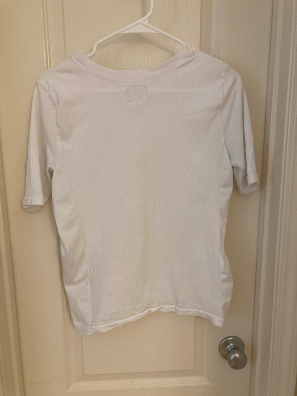 Classic Ribbed White Short-Sleeve Tee - Picture 7 of 9